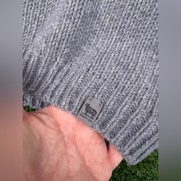 Wool House Gray and Yellow Men's Sweater Vest, Cashmere and Merino Wool size L - Picture 5 of 8